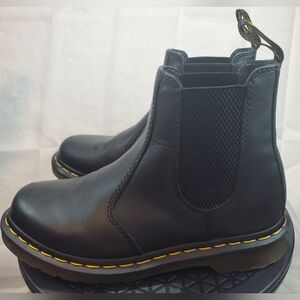Dr Martens 2976 Womens Black Smooth Leather Chelsea Boots SIZE 7